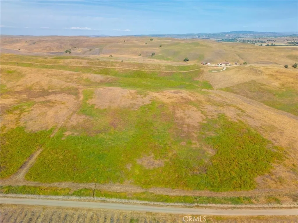 3730 Gruenhagen Flat, Paso Robles, California 93446 — photo 5