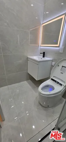 adu 3