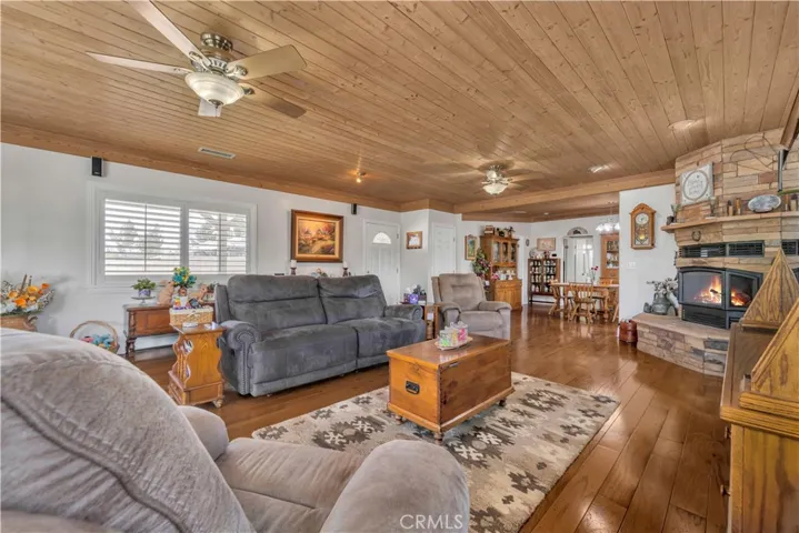 43516 18th W, Lancaster, California 93534