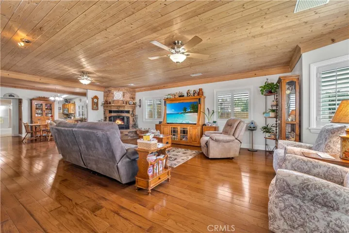 43516 18th W, Lancaster, California 93534