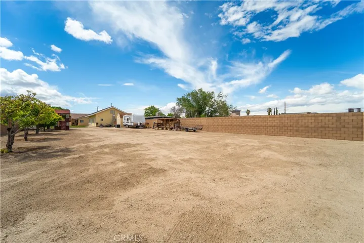 43516 18th W, Lancaster, California 93534