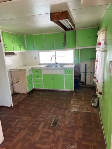 1717 E Ave I 31, Lancaster, California 93535