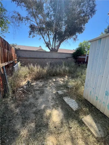 1717 E Ave I 31, Lancaster, California 93535