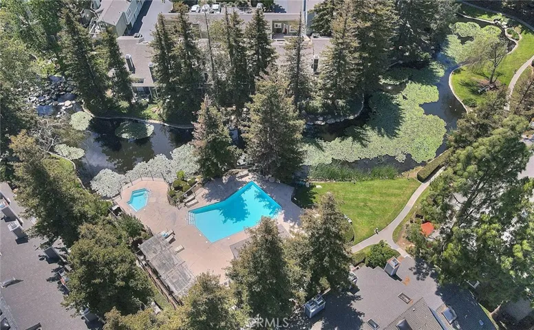 Complex community pool and spa