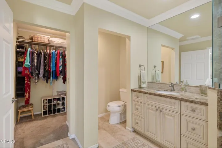 24-web-or-mls-UpmarketMedia-34108Vill-05