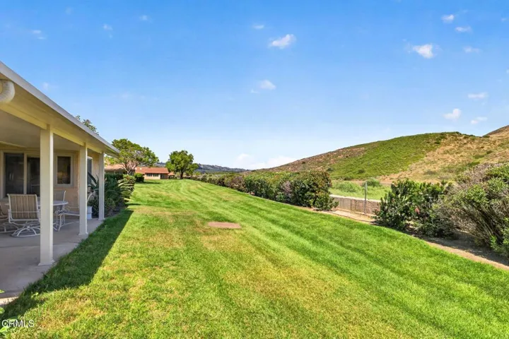 34-web-or-mls-UpmarketMedia-34108Vill-10