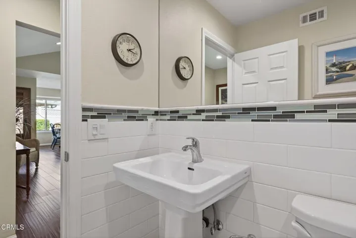 28-web-or-mls-UpmarketMedia-34108Vill-08