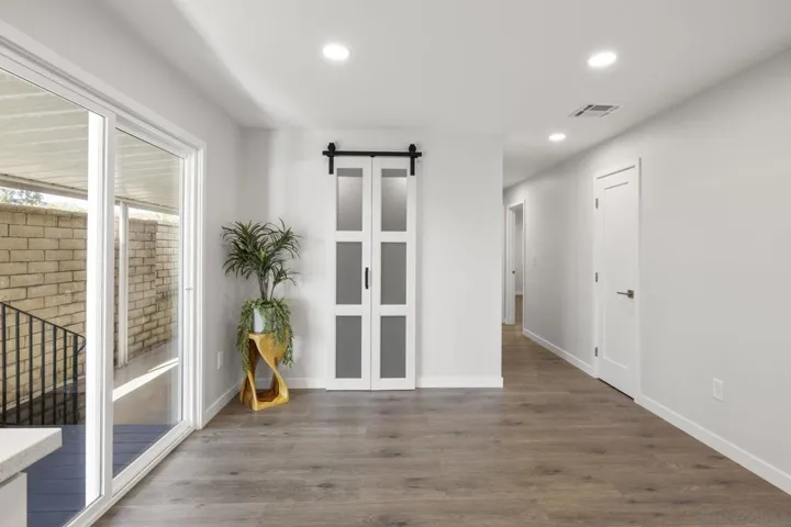 Walk-in pantry!