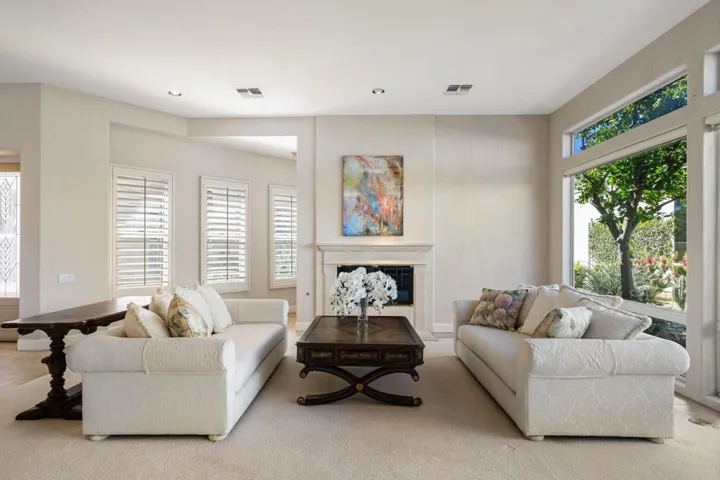 20-web-or-mls-CSLakeside_OPMG_0426_020