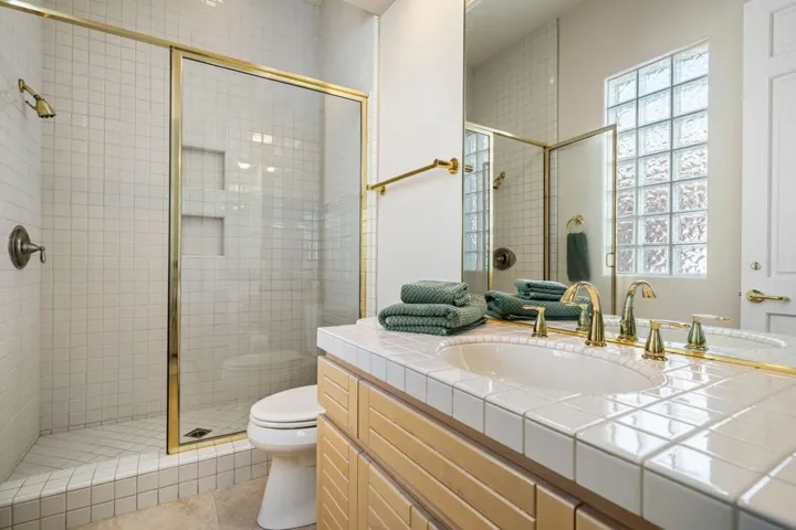 58-web-or-mls-CSLakeside_OPMG_0426_058