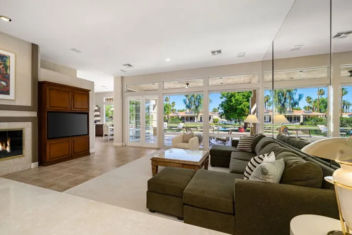27-web-or-mls-CSLakeside_OPMG_0426_027