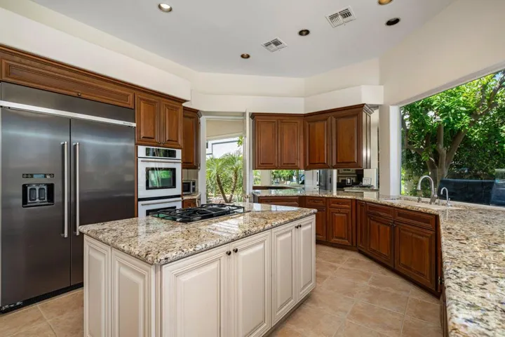 33-web-or-mls-CSLakeside_OPMG_0426_033