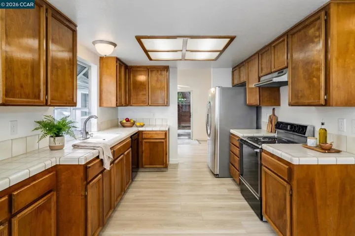 Virtually staged Photo