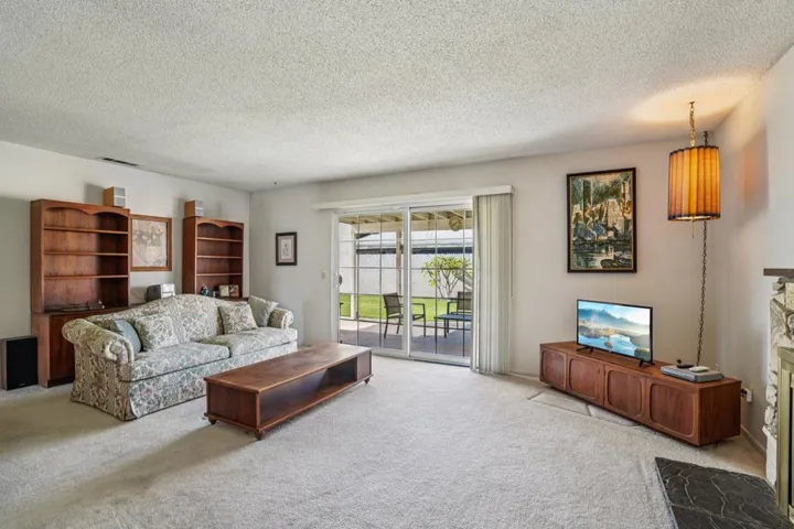 7-web-or-mls-Mountain View Ave-S1504-007