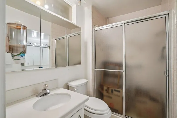 29-web-or-mls-Mountain View Ave-S1504-02