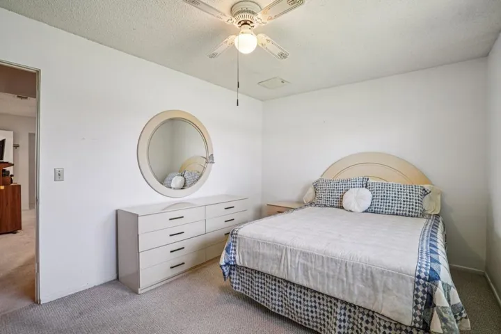 20-web-or-mls-Mountain View Ave-S1504-02