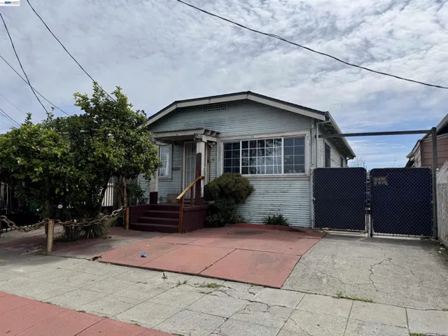 , Oakland, California 94621-3208