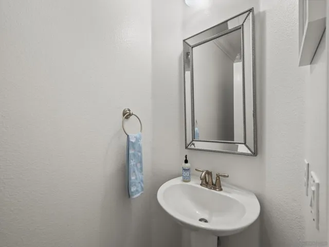 1423 Sapphire, Carlsbad, California 92011