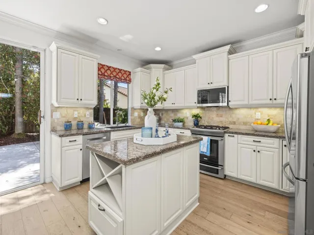 1423 Sapphire, Carlsbad, California 92011