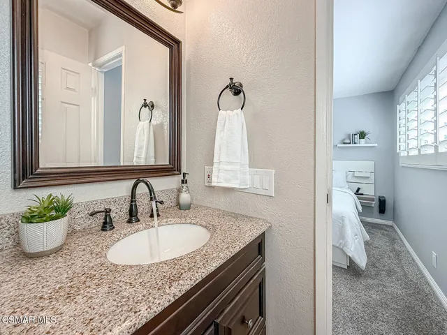 gPrimary Bedroom Suite4