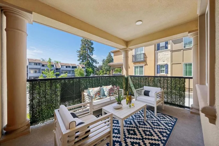 663 Alamo Court, Mountain View, California 94043