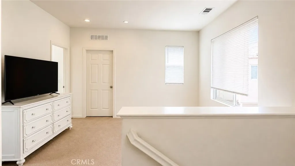Furniture removed digitally - Loft Area
