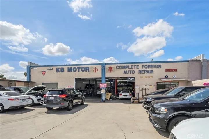 19266 E Walnut Drive one story cash flowing retail in high visibility area off 60 freeway.