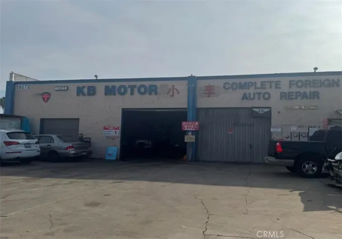 19266 E Walnut Drive one story cash flowing retail in high visibility area off 60 freeway.