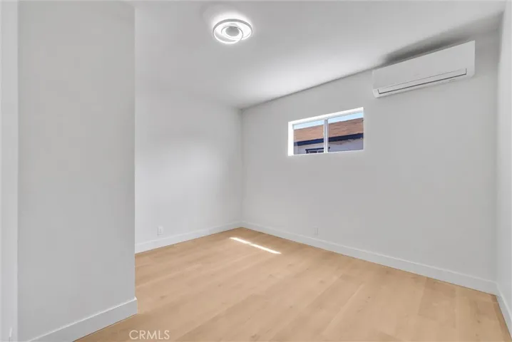 Main House: Bedroom 1