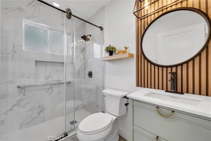 ADU: Primary Bathroom