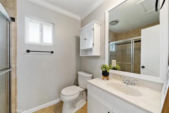 Bonus area with 3/4 bathroom newly painted.
