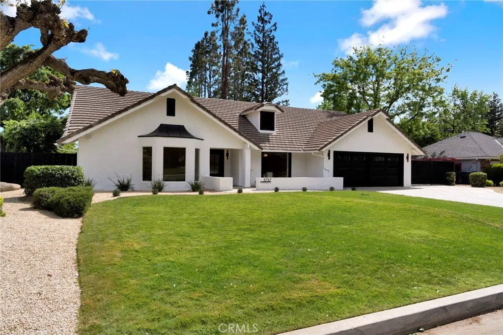 3737 W Minarets, Fresno CA 93711