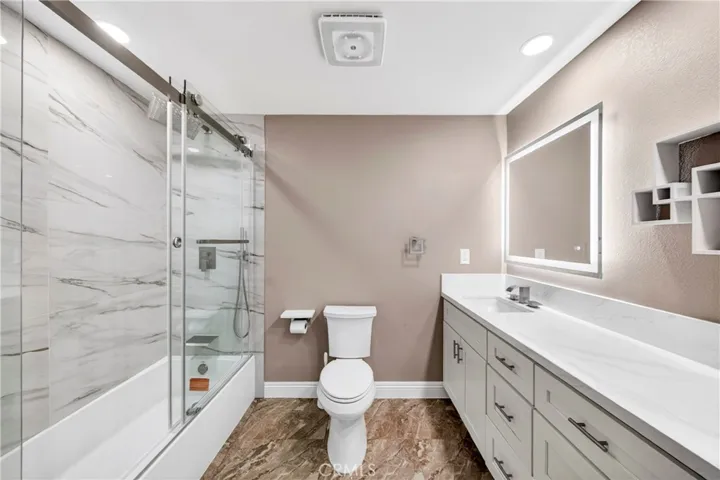 13445 Anchor, Victorville, California 92395