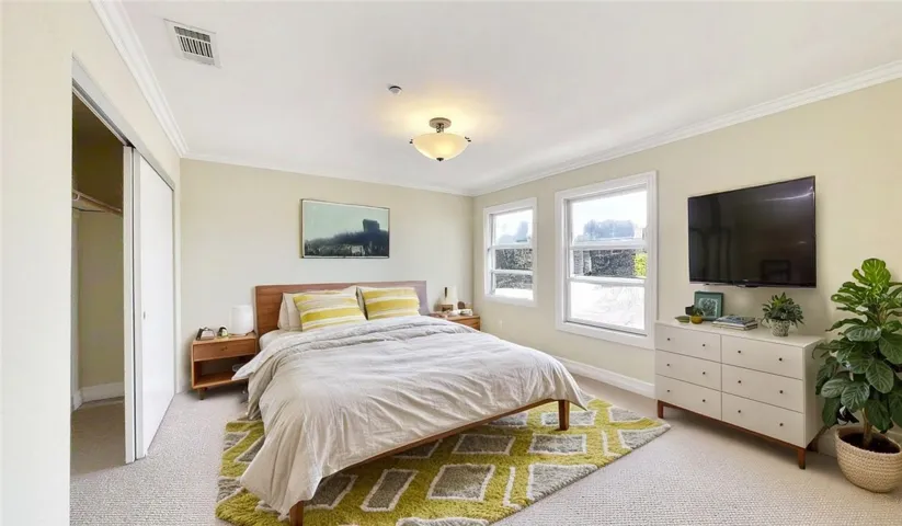 Photos may include virtual staging and / or alternation for visualization purposes.