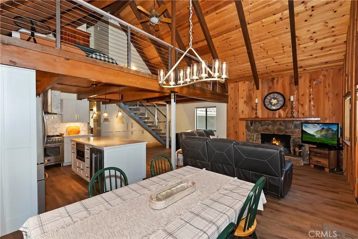 150 Lodgepole, Big Bear Lake, California 92315