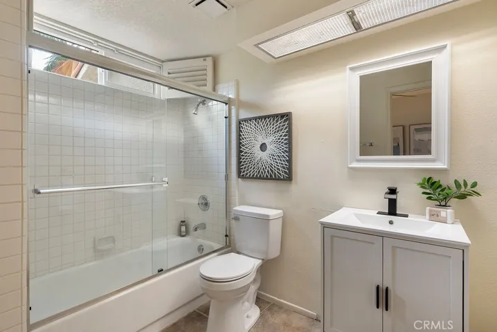 Bathroom 4 Downstairs