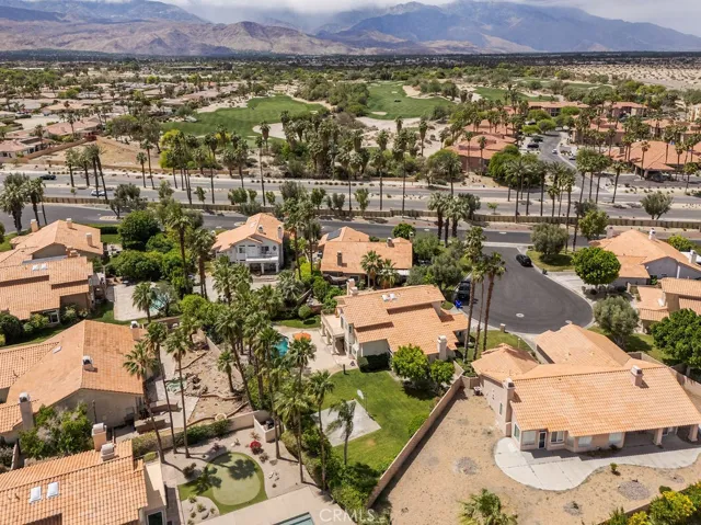 368 Oakmont, Palm Desert, California 92211