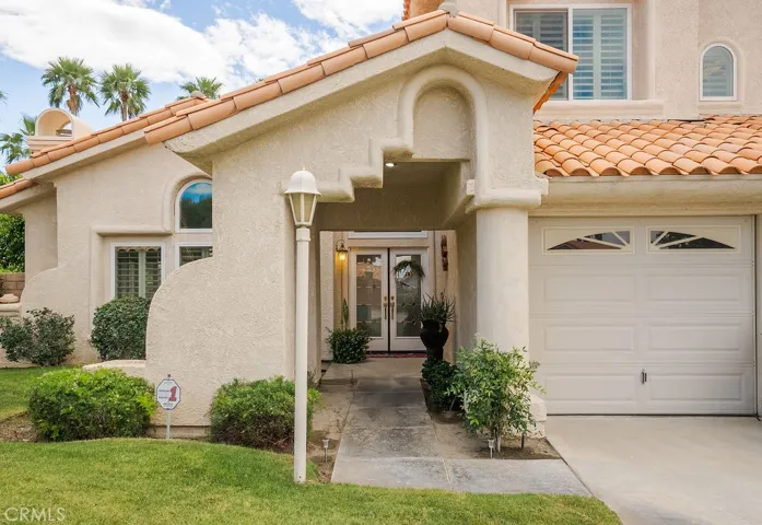 368 Oakmont, Palm Desert, California 92211