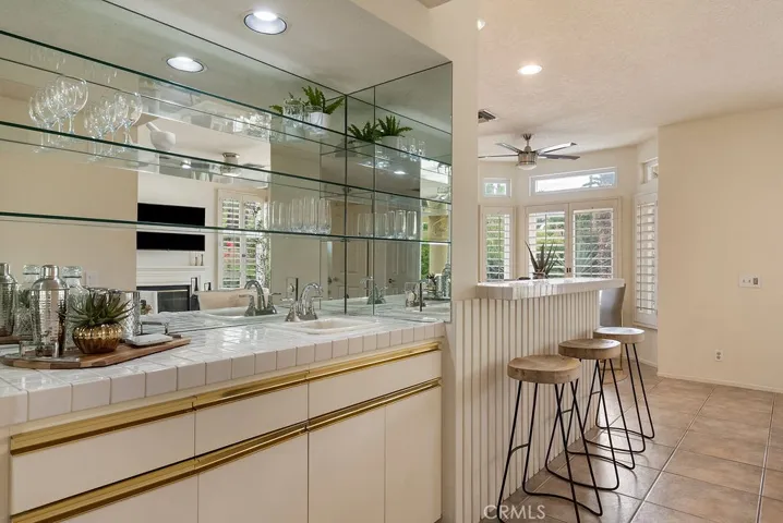 368 Oakmont, Palm Desert, California 92211