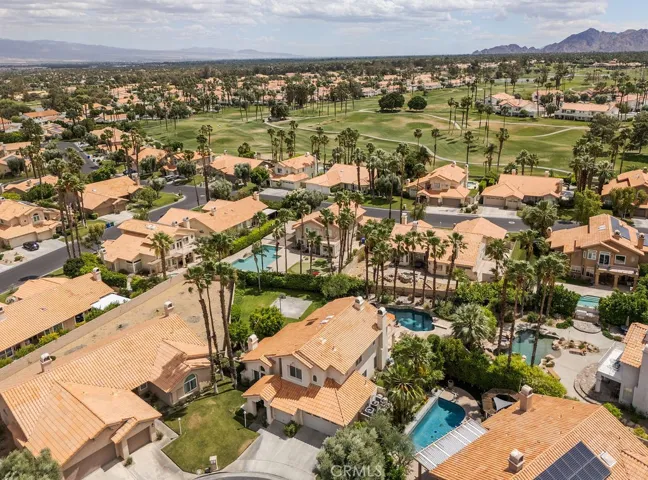 368 Oakmont, Palm Desert, California 92211