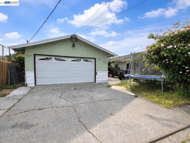 634 8th St, Richmond, California 94801
