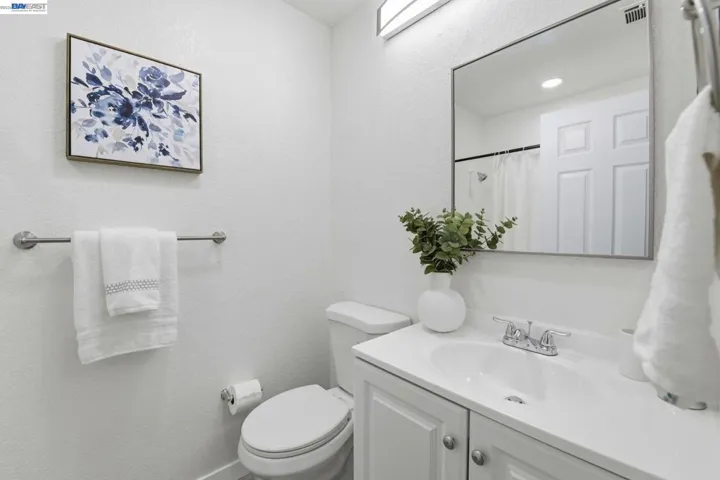 Bathroom in Suite 1