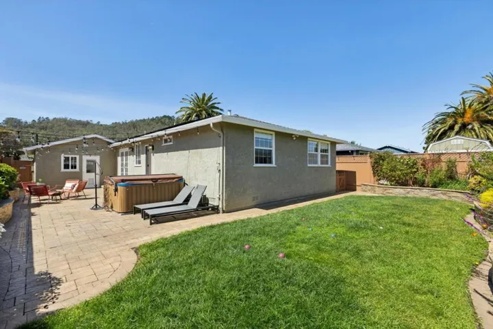 735 Montezuma Drive, Pacifica, California 94044