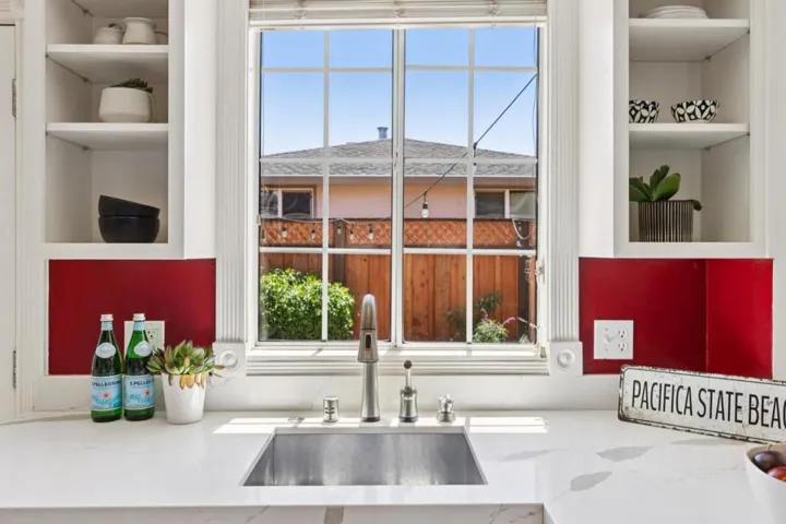 735 Montezuma Drive, Pacifica, California 94044