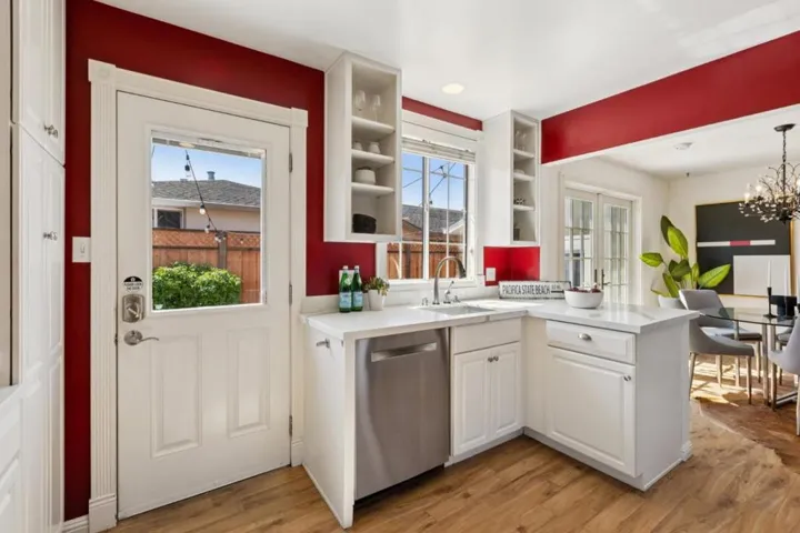 735 Montezuma Drive, Pacifica, California 94044