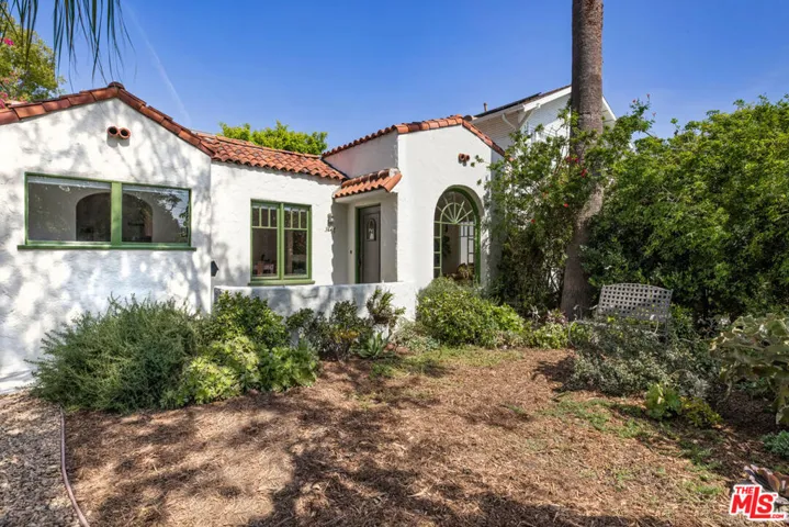 3147 Glenmanor Place, Los Angeles, California 90039