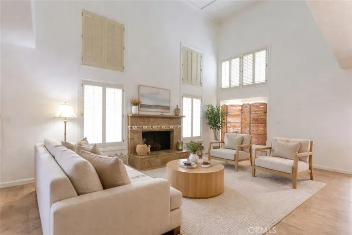 Living Room
Virtually Enhanced
