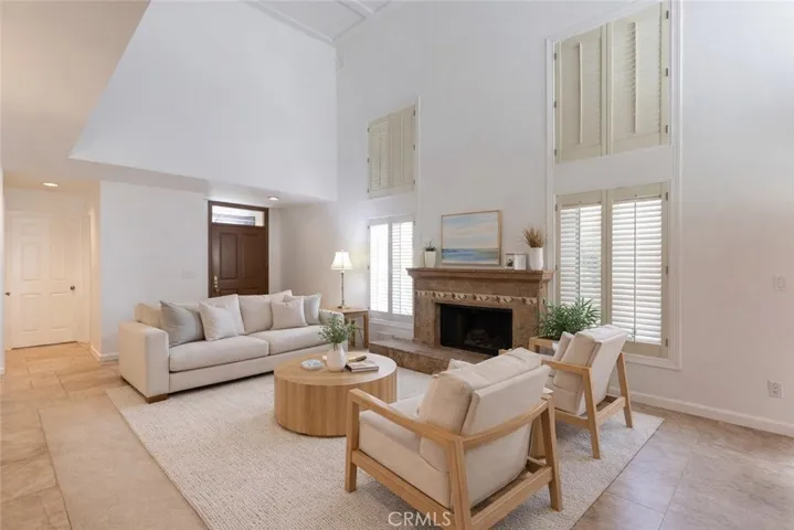 Living Room
Virtually Enhanced