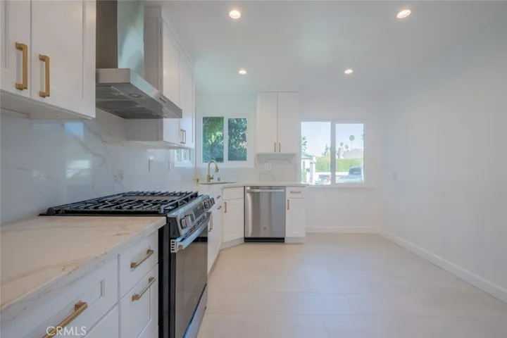 14418 Martha Street, Sherman Oaks, California 91401