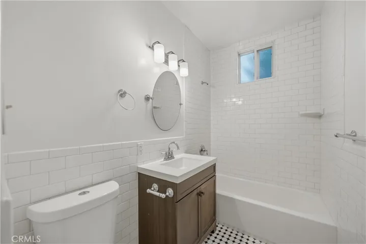 2930 E 3rd, Long Beach, California 90814